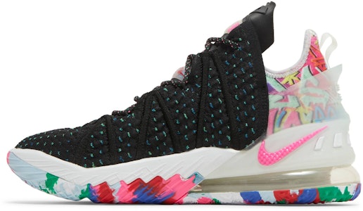 レブロン18 EP "ジェームズ・ギャング" CQ9284-002 Lookbook レブロン18 EP "ジェームズ・ギャング" CQ9284-002