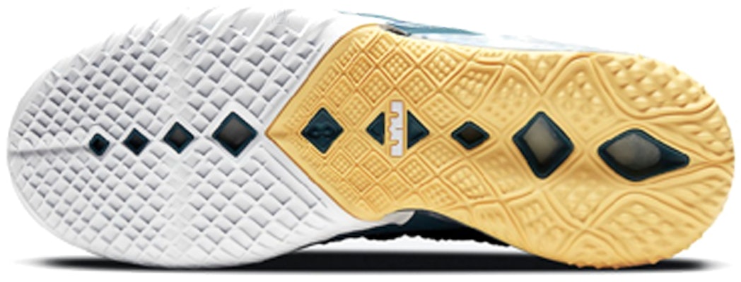 Nike LeBron 18 EP 'Reflections' Sepatu Basket DB7644-003 Details for Nike LeBron 18 EP 'Reflections' Sepatu Basket DB7644-003