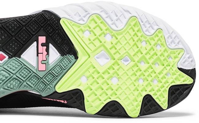 Nike LeBron 18 Low 'Bugs vs Marvin Space Jam' CV7562-005/CV7564-005 Purchase Nike LeBron 18 Low 'Bugs vs Marvin Space Jam' CV7562-005/CV7564-005