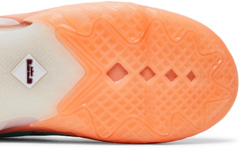 Nike LeBron 18 Low 'Bunga' (Anak Sekolah Dasar) DN4177-400 Purchase Nike LeBron 18 Low 'Bunga' (Anak Sekolah Dasar) DN4177-400