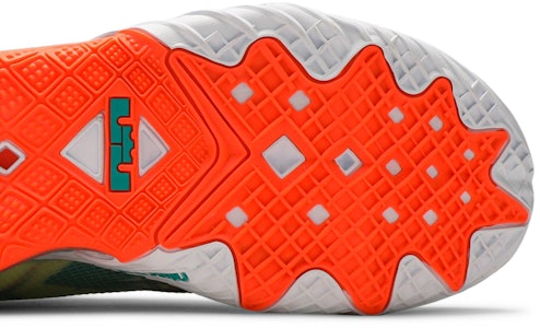 Nike LeBron 18 Low 'LeBronold Palmer' Lelaki CV7562-300 Purchase Nike LeBron 18 Low 'LeBronold Palmer' Lelaki CV7562-300