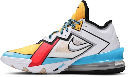 レブロン18ロー"スチュイー" CV7562-104 Lookbook レブロン18ロー"スチュイー" CV7562-104