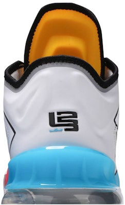 Nike LeBron 18 Low 'Stewie Griffin' CV7562-104 Sizing Nike LeBron 18 Low 'Stewie Griffin' CV7562-104