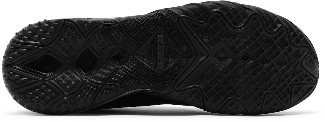 나이키 르브론 18 로우 '제로 다크 23' CV7562-004 Shop 나이키 르브론 18 로우 '제로 다크 23' CV7562-004