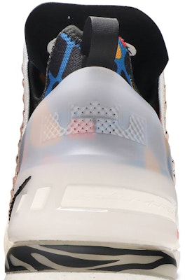 Nike Lebron 18 Cetakan Pelbagai Haiwan CW3156-900 Sizing Nike Lebron 18 Cetakan Pelbagai Haiwan CW3156-900