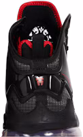 Sizing 耐吉 LeBron 19 'Bred' DC9340-001/CZ0203-001