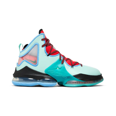 Nike LeBron 19 'Bright Crimson'