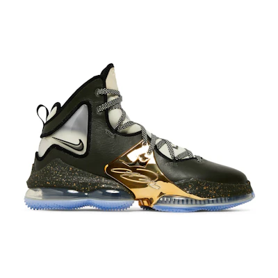 Nike LeBron 19 'Chosen 1'