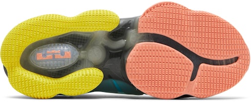 耐吉 LeBron 19 '聖誕節' DC9338-400 Shop 耐吉 LeBron 19 '聖誕節' DC9338-400