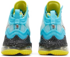 耐吉 LeBron 19 '聖誕節' DC9338-400 Details for 耐吉 LeBron 19 '聖誕節' DC9338-400