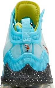 耐吉 LeBron 19 '聖誕節' DC9338-400 Sizing 耐吉 LeBron 19 '聖誕節' DC9338-400