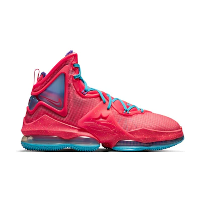 Nike LeBron 19 'King’s Crown'