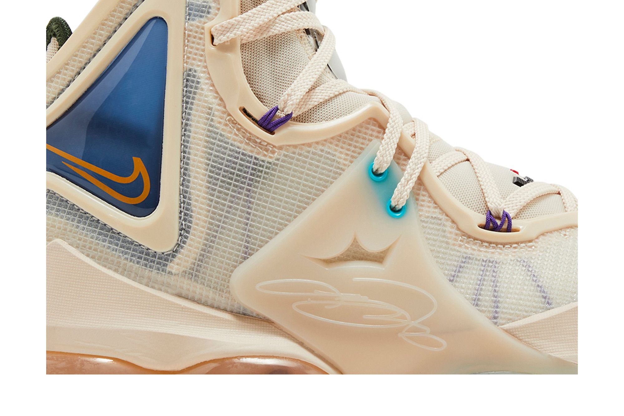 Lookbook Nike LeBron 19 'Minneapolis Lakers' Sepatu Basket Pria Terbaru DC9341-200/DC9339-200