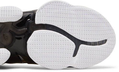 Nike LeBron 19 'Royalti' CZ0203-100 Purchase Nike LeBron 19 'Royalti' CZ0203-100