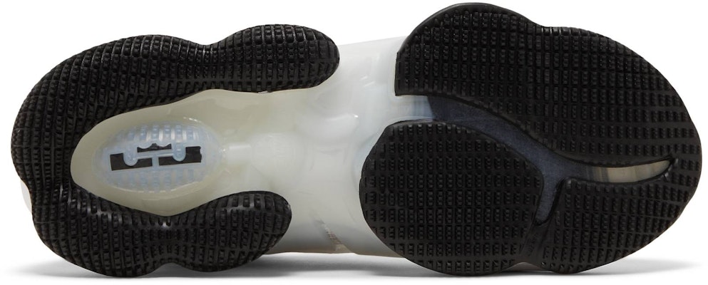 Nike LeBron 19 'Sketch' Lelaran Kasut Sketch DC9340-101 Shop Nike LeBron 19 'Sketch' Lelaran Kasut Sketch DC9340-101