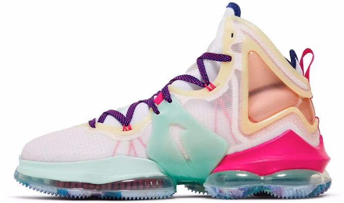 Nike LeBron 19 'Valentine’s Day' DH8459-900/DH8460-900 Lookbook Nike LeBron 19 'Valentine’s Day' DH8459-900/DH8460-900