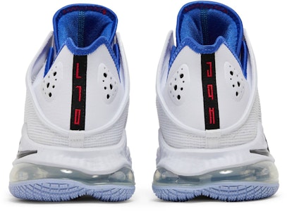 Nike LeBron 19 Low 'Black Toe' Zapatillas Negras Punta Blanca DH1270-100 Details for Nike LeBron 19 Low 'Black Toe' Zapatillas Negras Punta Blanca DH1270-100