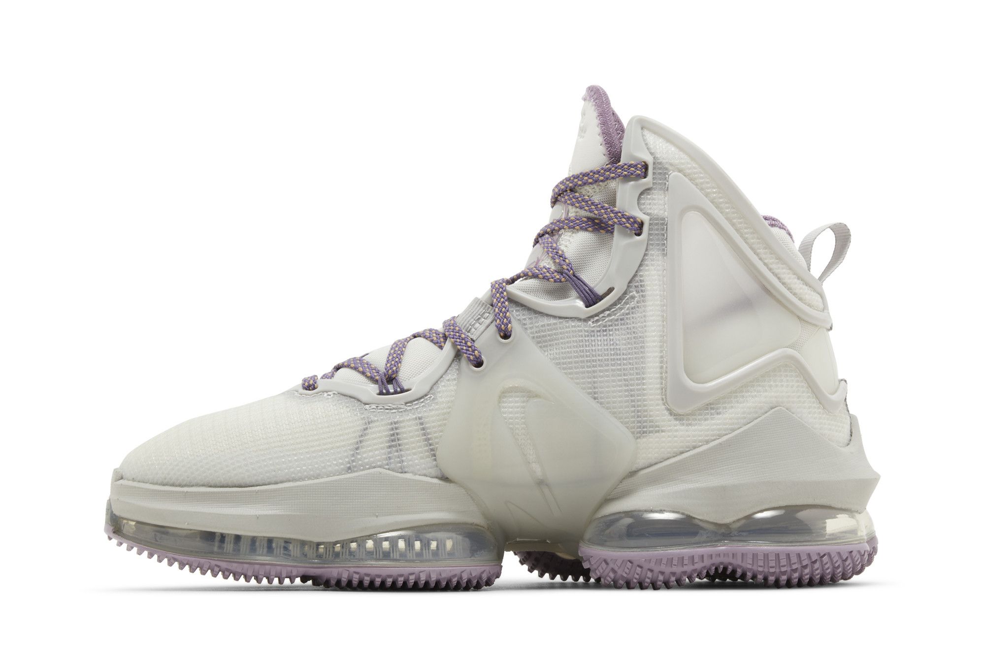 Lookbook Nike LeBron 19 Cerca la Grandezza DC9340-004/CZ0203-004