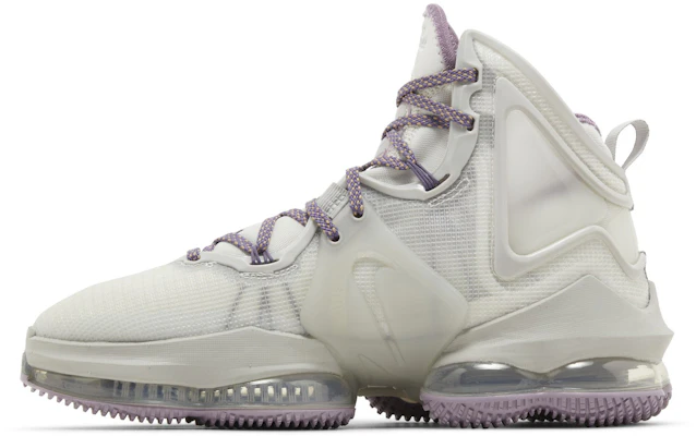 Nike LeBron 19 Cerca la Grandezza DC9340-004/CZ0203-004 Lookbook Nike LeBron 19 Cerca la Grandezza DC9340-004/CZ0203-004
