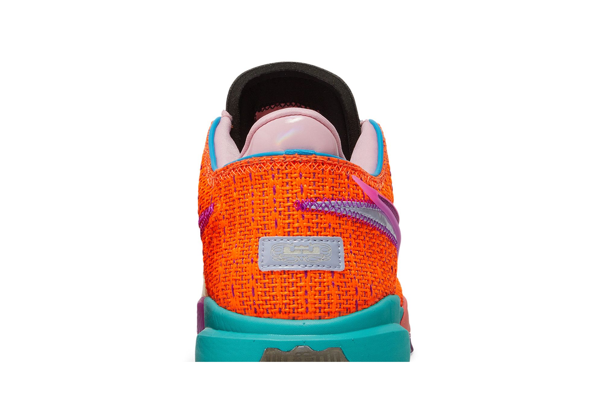Cheap 耐吉 LeBron 20 'Chosen 1' DJ5423-800
