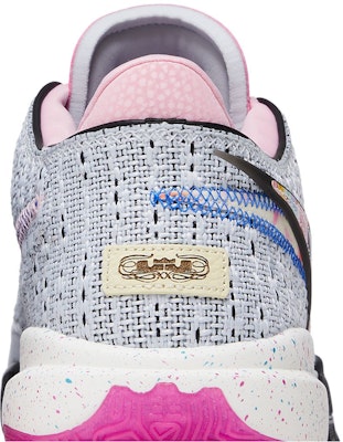 Nike LeBron 20 'EYBL' FN5154-001 Sizing Nike LeBron 20 'EYBL' FN5154-001