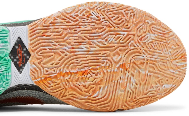 Nike LeBron 20 'Pencinta Nike' DJ5423-002 Purchase Nike LeBron 20 'Pencinta Nike' DJ5423-002