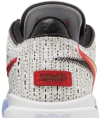 나이키 르브론 20 '데뷔' (41 characters) DJ5422-100/DJ5423-100 Sizing 나이키 르브론 20 '데뷔' (41 characters) DJ5422-100/DJ5423-100