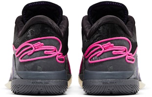 耐克詹姆斯22代“黑光” FZ1094-001 Details for 耐克詹姆斯22代“黑光” FZ1094-001