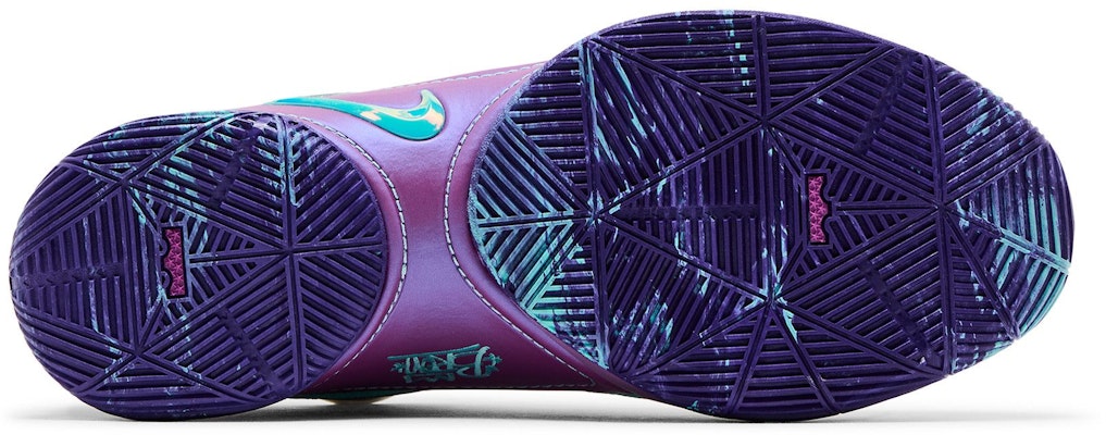 Nike LeBron 22 'Anggur Beku' HV8454-001 Shop Nike LeBron 22 'Anggur Beku' HV8454-001