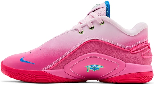 Nike LeBron 22 'I Promise' Sepatu Basket HV8455-600/HV8456-600 Lookbook Nike LeBron 22 'I Promise' Sepatu Basket HV8455-600/HV8456-600