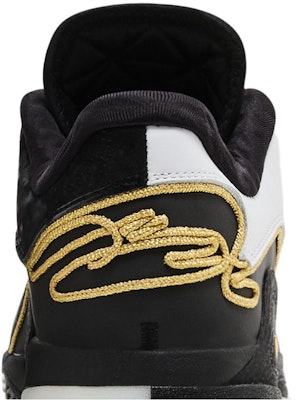 Nike LeBron 22「Mogul」球鞋 HV8454-100/HV8453-100 Sizing Nike LeBron 22「Mogul」球鞋 HV8454-100/HV8453-100
