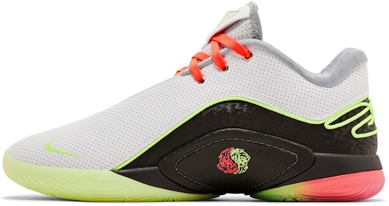 レブロン 22 "ムーンライト" FZ1094-101 Lookbook レブロン 22 "ムーンライト" FZ1094-101