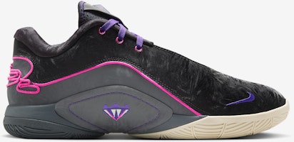 Nike LeBron 22 "Tunnel Vision" EP 籃球鞋 FZ1095-001 Lookbook Nike LeBron 22 "Tunnel Vision" EP 籃球鞋 FZ1095-001