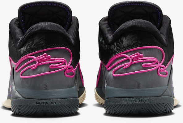 Nike LeBron 22 "Tunnel Vision" EP FZ1095-001 Details for Nike LeBron 22 "Tunnel Vision" EP FZ1095-001