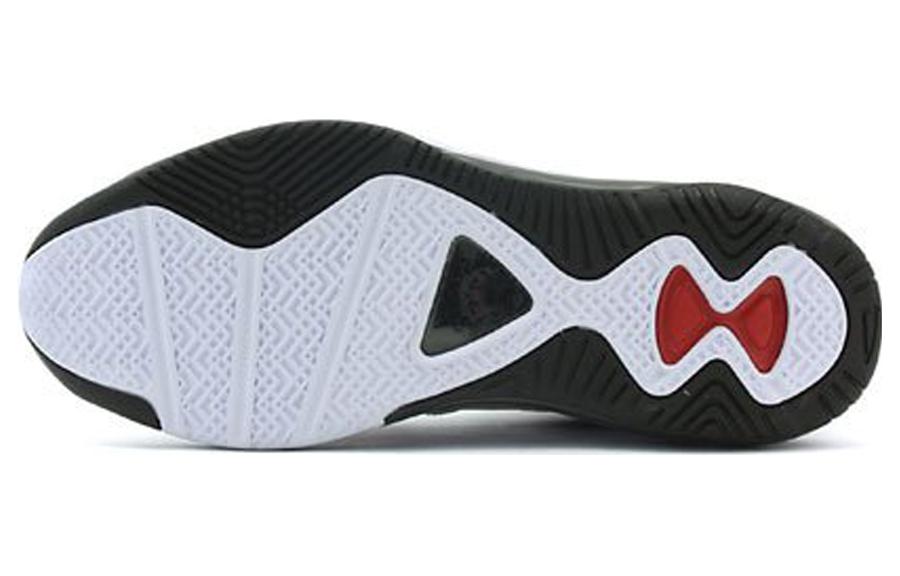 Shop Nike Lebron 8 V/2 'Home' Lelaki Rumah Sneakers 429676-100