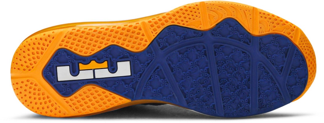 Nike LeBron 9 Low 'Entourage' 510811-402 Shop Nike LeBron 9 Low 'Entourage' 510811-402
