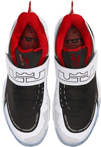 Nike LeBron Ambassador 12 'Negro'. BQ5436-001 Shop Nike LeBron Ambassador 12 'Negro'. BQ5436-001