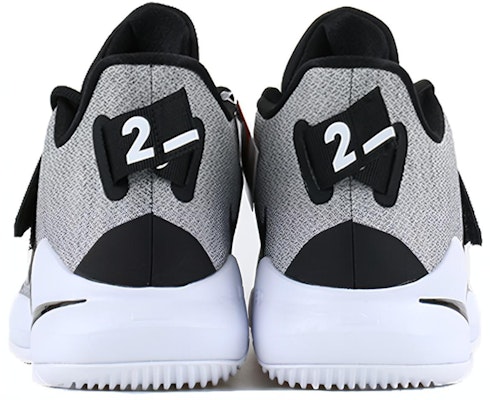 Nike LeBron Ambassador 12 'Negro Blanco' BQ5436-005 Shop Nike LeBron Ambassador 12 'Negro Blanco' BQ5436-005