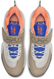 Nike Ambassador 12 LeBron “Mowabb“ 中筒 實戰籃球鞋 男女款 軍綠色 Shop Nike Ambassador 12 LeBron “Mowabb“ 中筒 實戰籃球鞋 男女款 軍綠色