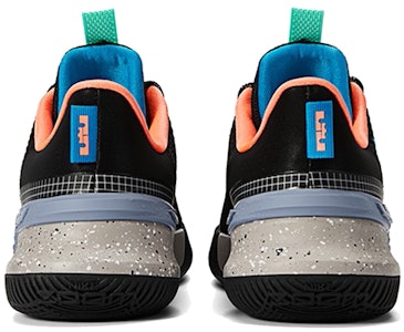 나이키 르브론 앰배서더 13 '블랙 그린 글로우' CQ9329-004 Shop 나이키 르브론 앰배서더 13 '블랙 그린 글로우' CQ9329-004