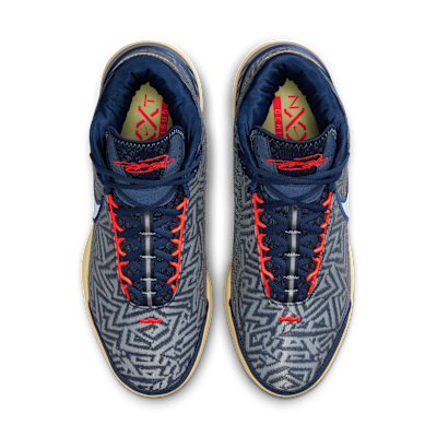 Shop ナイキ レブロン NXXT ジェネシス EP ミッドナイトネイビー/ソフトイエロー/ブライトクリムゾン/ライトアーモリーブルー HF0711-401