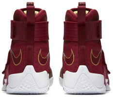 Purchase Nike LeBron Soldier 10 ''Christ the King'' Herren Basketballschuhe 844374-668