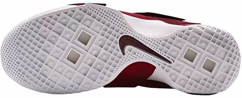 Details for Nike LeBron Soldier 10 ''Christ the King'' Herren Basketballschuhe 844374-668
