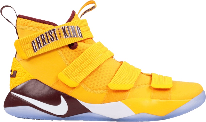 nike-le-bron-soldier-11-christ-the-king-home-pe