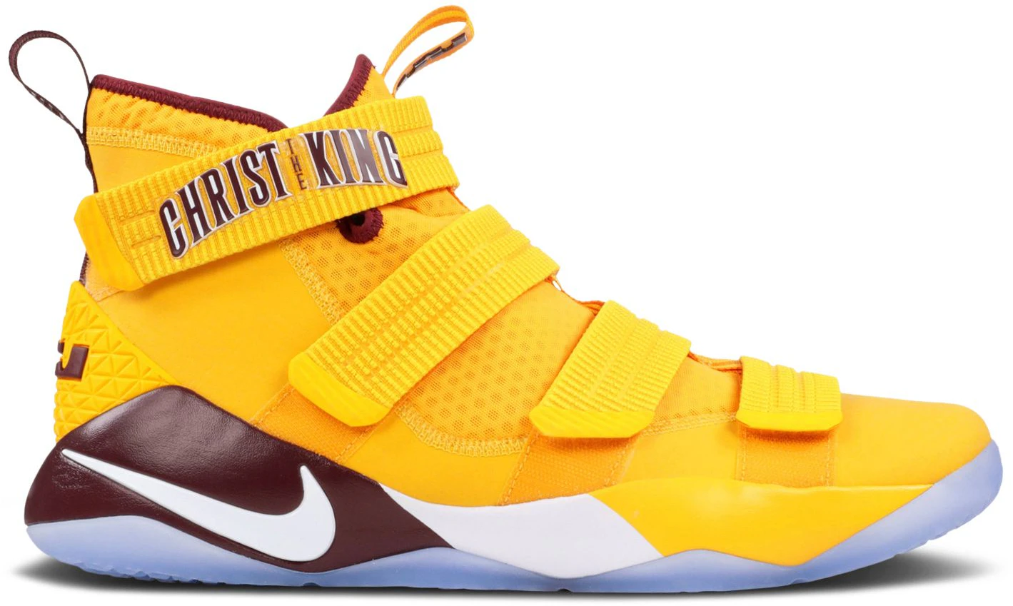 nike-le-bron-soldier-11-christ-the-king-home-pe