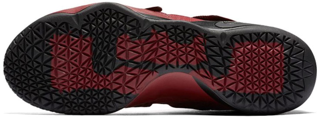 Kasut Nike LeBron Soldier 11 SFG 'Burgundy' 897646-600 Shop Kasut Nike LeBron Soldier 11 SFG 'Burgundy' 897646-600