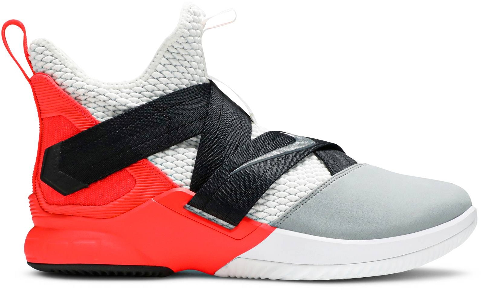 nike-le-bron-soldier-12-flash-crimson-ao-4054-102