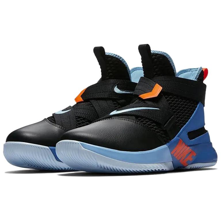 Lookbook Nike LeBron Soldier 12 Flyease Hitam Pertempuran Biru AV3812-001