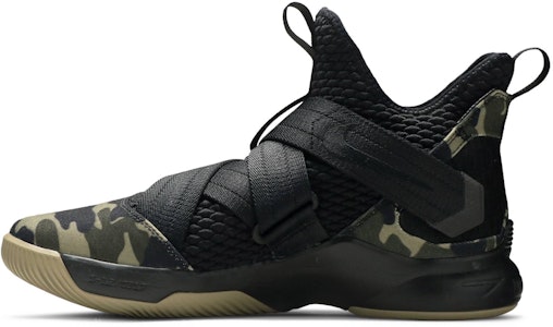 耐吉 LeBron Soldier 12 SFG '迷彩' AO4054-001 Lookbook 耐吉 LeBron Soldier 12 SFG '迷彩' AO4054-001