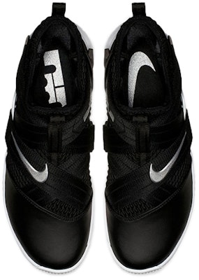 Nike LeBron Soldier 12 TB 'Hitam' AT3872-001 Lookbook Nike LeBron Soldier 12 TB 'Hitam' AT3872-001